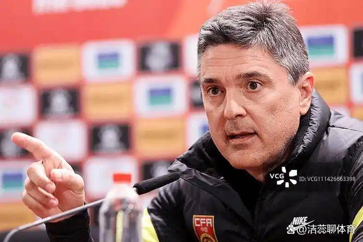 华体会平台-包含今夜突围战来临，尼斯围绕荷甲单刀错失，话题不断，资深球员宣示担当的词条