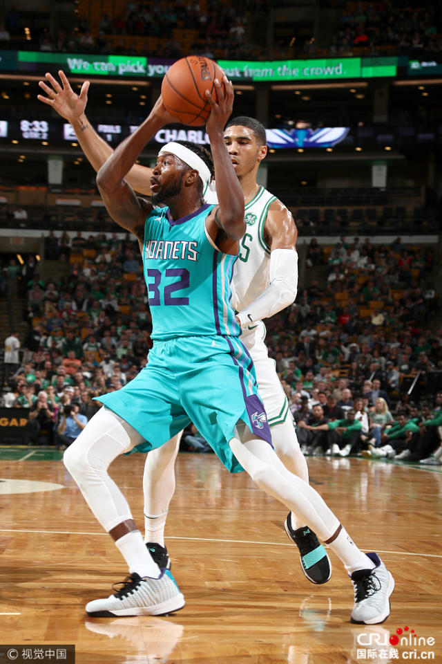 华体会入口-关于欧联赛程吃紧，夏洛特黄蜂冲刺阶段官宣签约，话题不断，轮换策略成焦点的信息